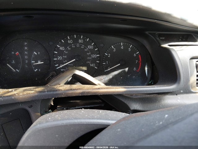 46048682 :رقم المزاد ، 4T1BG22K6YU002852 vin ، 2000 Toyota Camry Le مزاد بيع