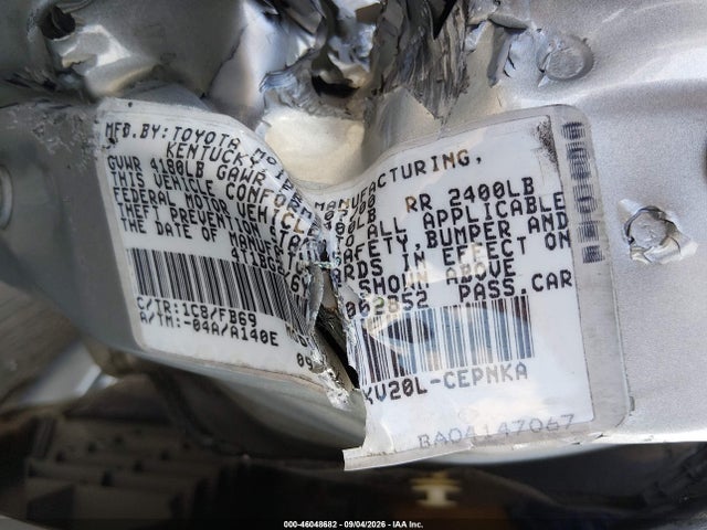 46048682 :رقم المزاد ، 4T1BG22K6YU002852 vin ، 2000 Toyota Camry Le مزاد بيع