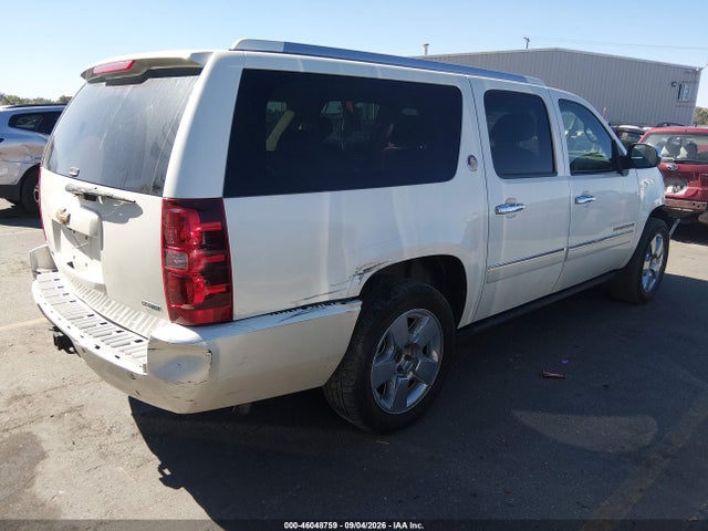 2010 Chevrolet Suburban 1500 Ltz მანქანა იყიდება აუქციონზე, vin: 1GNUKKE37AR275279, აუქციონის ნომერი: 46048759