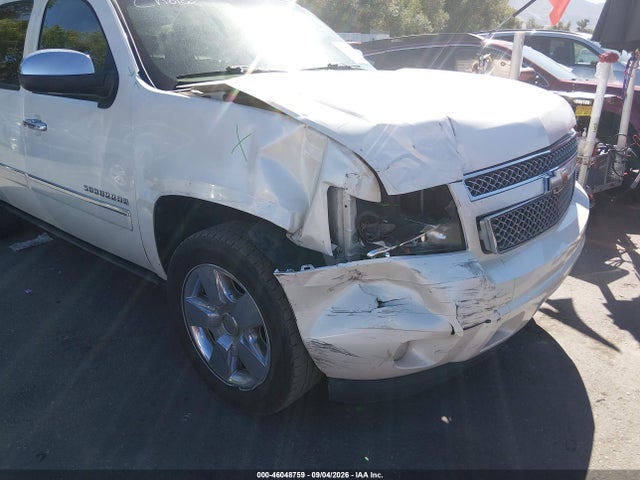 2010 Chevrolet Suburban 1500 Ltz მანქანა იყიდება აუქციონზე, vin: 1GNUKKE37AR275279, აუქციონის ნომერი: 46048759