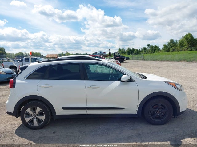 2017 Kia Niro Ex მანქანა იყიდება აუქციონზე, vin: KNDCC3LC0H5076313, აუქციონის ნომერი: 46048772