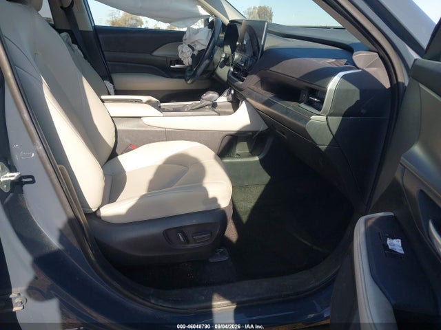 Продажа на аукционе авто 2024 Toyota Grand Highlander Hybrid Xle, vin: 5TDACAB56RS027711, номер лота: 46048790
