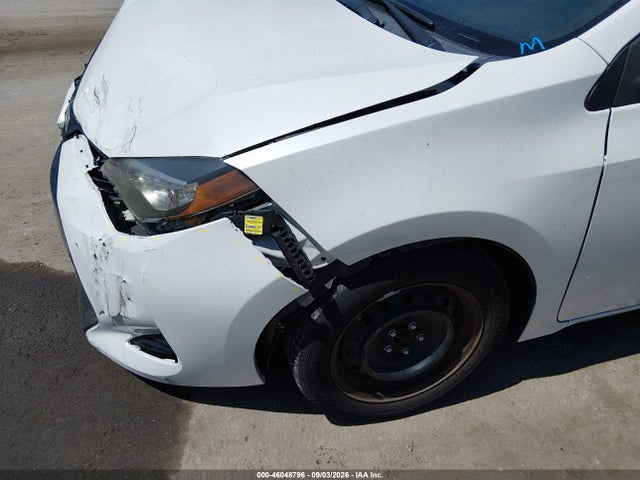 Продаж на аукціоні авто 2018 Toyota Corolla Le, vin: 5YFBURHE9JP742826, номер лоту: 46048796