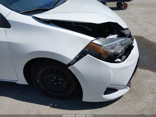 Продаж на аукціоні авто 2018 Toyota Corolla Le, vin: 5YFBURHE9JP742826, номер лоту: 46048796