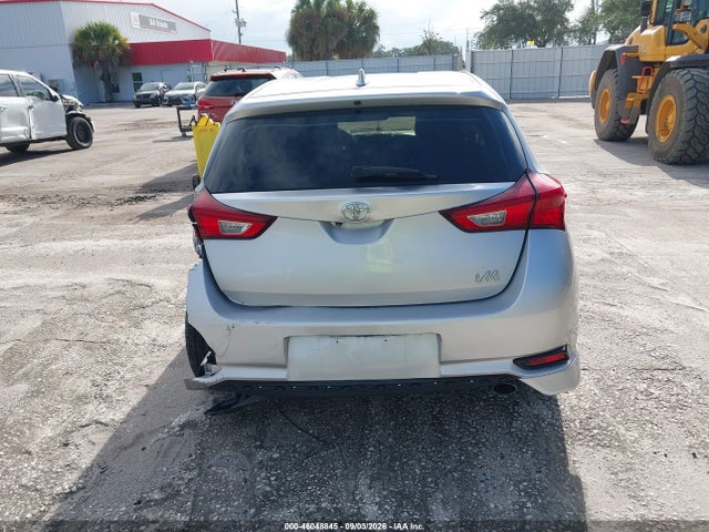 46048845 :رقم المزاد ، JTNKARJE3JJ559599 vin ، 2018 Toyota Corolla Im مزاد بيع