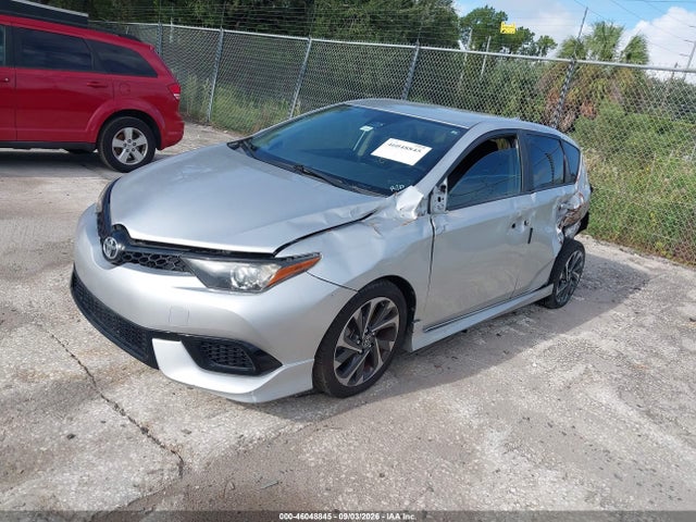46048845 :رقم المزاد ، JTNKARJE3JJ559599 vin ، 2018 Toyota Corolla Im مزاد بيع