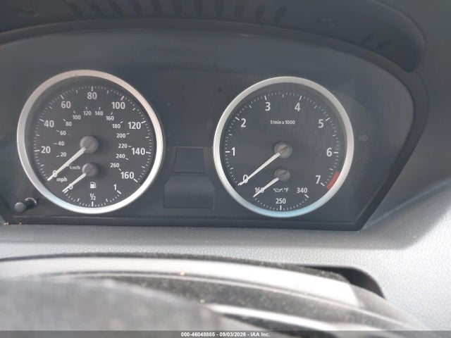 2005 Bmw 645ci მანქანა იყიდება აუქციონზე, vin: WBAEK73465B326885, აუქციონის ნომერი: 46048885