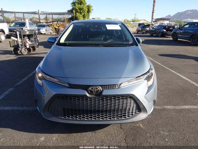 46048929 :رقم المزاد ، JTDVPMAE8MJ159822 vin ، 2021 Toyota Corolla Le مزاد بيع