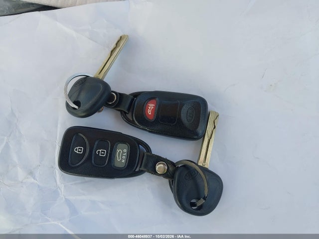 2013 Kia Optima Lx მანქანა იყიდება აუქციონზე, vin: KNAGM4A73D5380043, აუქციონის ნომერი: 46048937