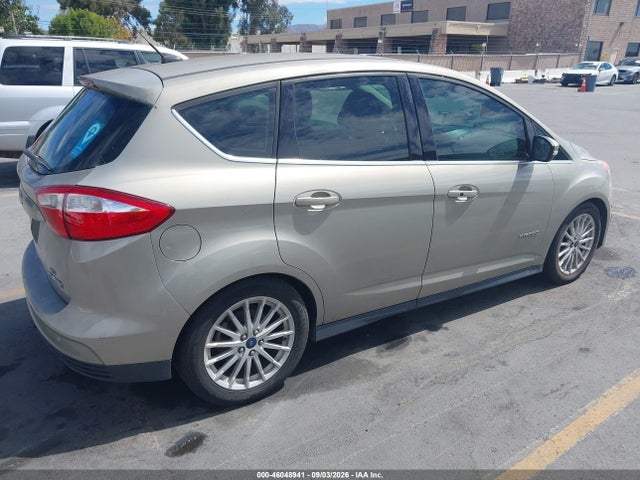 46048941 :رقم المزاد ، 1FADP5BU9FL115378 vin ، 2015 Ford C-max Hybrid Sel مزاد بيع