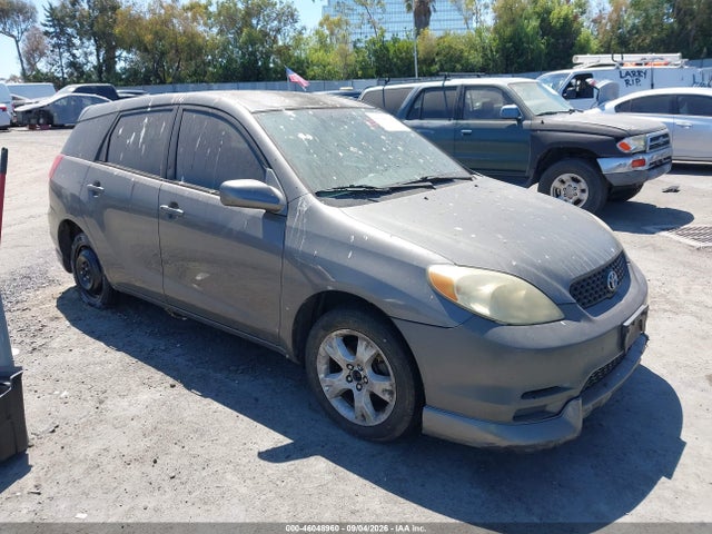 46048960 :رقم المزاد ، 2T1KR32EX4C260037 vin ، 2004 Toyota Matrix Xr مزاد بيع
