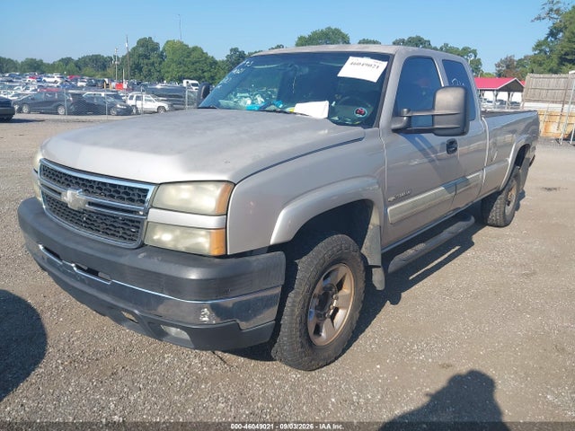 2006 Chevrolet Silverado 2500hd Lt2 მანქანა იყიდება აუქციონზე, vin: 1GCHC29U86E120992, აუქციონის ნომერი: 46049021