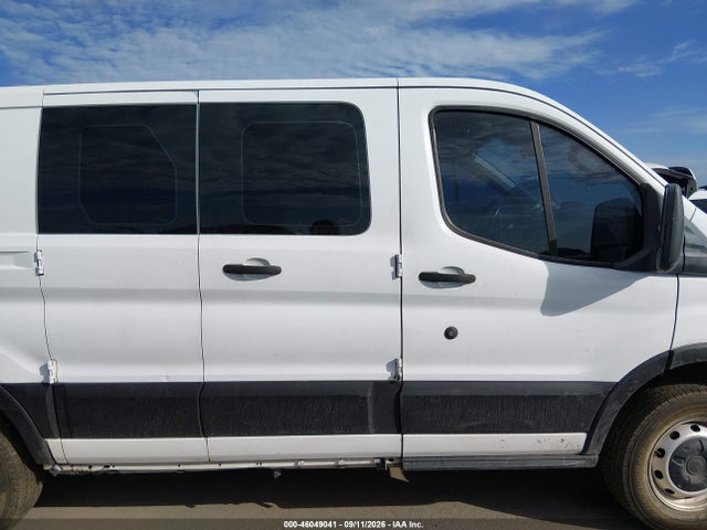 46049041 :رقم المزاد ، 1FTYE1ZM3GKA94714 vin ، 2016 Ford Transit-150 مزاد بيع
