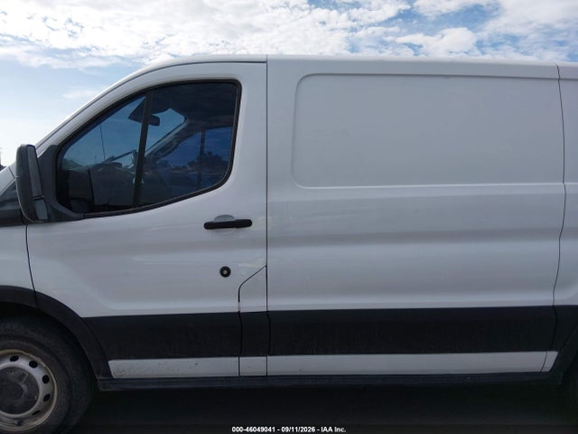 46049041 :رقم المزاد ، 1FTYE1ZM3GKA94714 vin ، 2016 Ford Transit-150 مزاد بيع