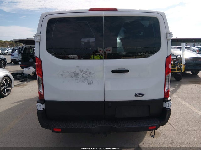 46049041 :رقم المزاد ، 1FTYE1ZM3GKA94714 vin ، 2016 Ford Transit-150 مزاد بيع