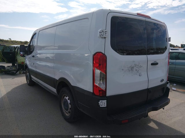 46049041 :رقم المزاد ، 1FTYE1ZM3GKA94714 vin ، 2016 Ford Transit-150 مزاد بيع
