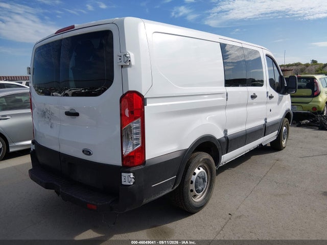 46049041 :رقم المزاد ، 1FTYE1ZM3GKA94714 vin ، 2016 Ford Transit-150 مزاد بيع