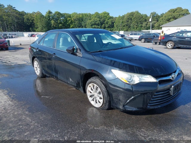 46049044 :رقم المزاد ، 4T4BF1FK7GR516608 vin ، 2016 Toyota Camry Le مزاد بيع