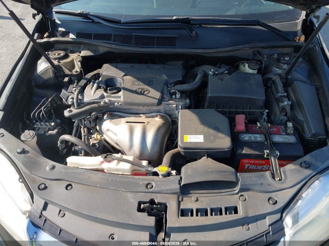 46049044 :رقم المزاد ، 4T4BF1FK7GR516608 vin ، 2016 Toyota Camry Le مزاد بيع