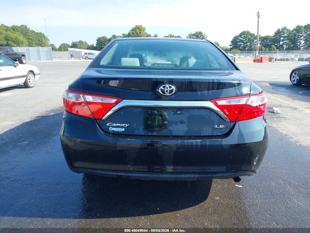 46049044 :رقم المزاد ، 4T4BF1FK7GR516608 vin ، 2016 Toyota Camry Le مزاد بيع