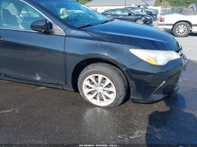 46049044 :رقم المزاد ، 4T4BF1FK7GR516608 vin ، 2016 Toyota Camry Le مزاد بيع