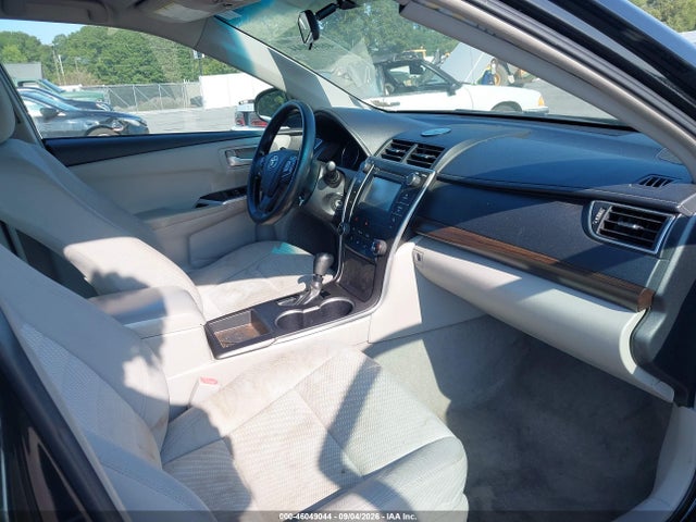 46049044 :رقم المزاد ، 4T4BF1FK7GR516608 vin ، 2016 Toyota Camry Le مزاد بيع