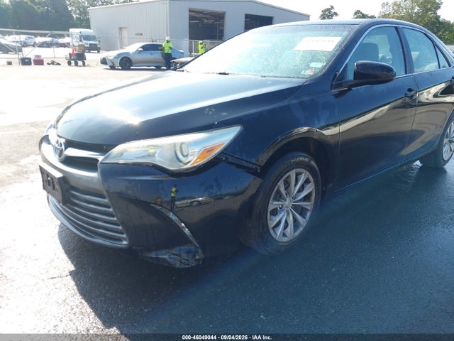 46049044 :رقم المزاد ، 4T4BF1FK7GR516608 vin ، 2016 Toyota Camry Le مزاد بيع