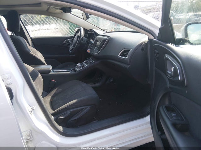 Продажа на аукционе авто 2015 Chrysler 200 Limited, vin: 1C3CCCABXFN551994, номер лота: 46049046