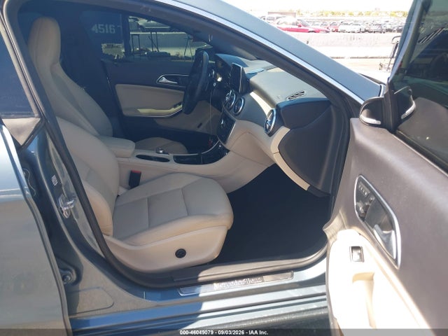 Mercedes-Benz CLA 250 2014 WDDSJ4EB5EN104877 Image 5