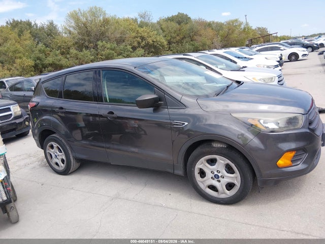 Продаж на аукціоні авто 2018 Ford Escape S, vin: 1FMCU0F71JUC06326, номер лоту: 46049151