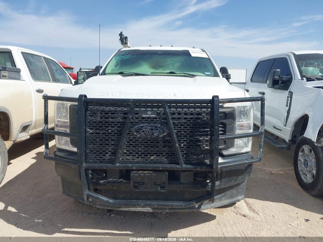 Ford F-350 Chassis Xl 2023 1FD8X3HN3PED03735 Image 12