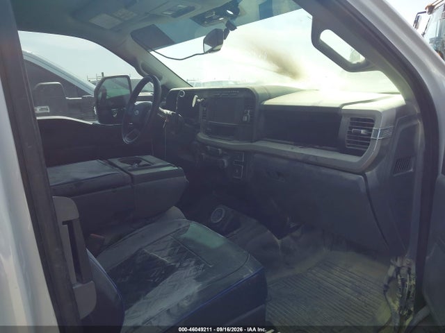 Ford F-350 Chassis Xl 2023 1FD8X3HN3PED03735 Image 11