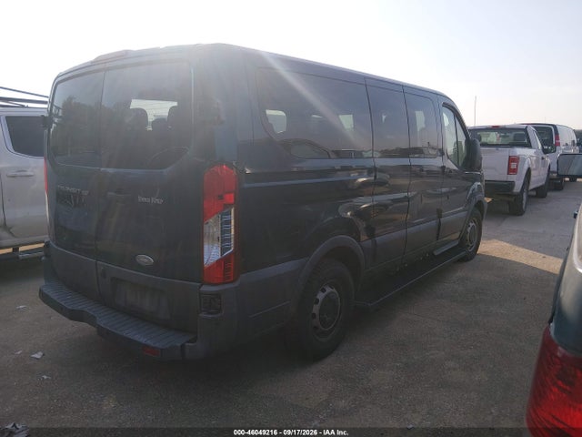1FMZK1ZM1FKA63095 Ford Transit-150 Xl