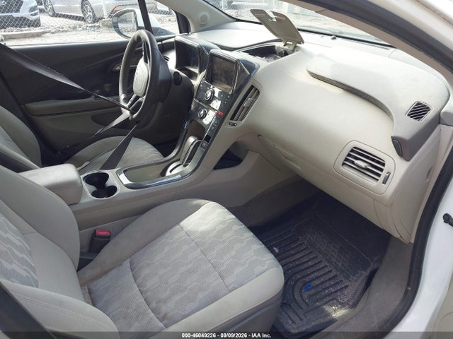 46049226 :رقم المزاد ، 1G1RC6E44DU122056 vin ، 2013 Chevrolet Volt مزاد بيع