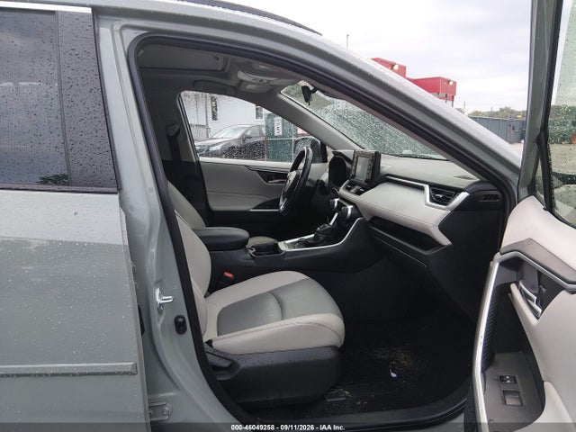 2021 Toyota Rav4 Hybrid Xle Premium მანქანა იყიდება აუქციონზე, vin: JTMB6RFV4MD038151, აუქციონის ნომერი: 46049258