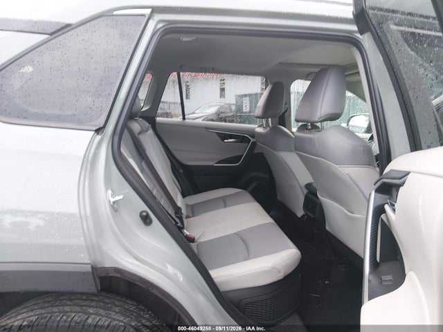 2021 Toyota Rav4 Hybrid Xle Premium მანქანა იყიდება აუქციონზე, vin: JTMB6RFV4MD038151, აუქციონის ნომერი: 46049258
