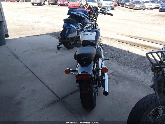 Продаж на аукціоні авто 2000 Honda Vt1100 C, vin: 1HFSC1808YA402290, номер лоту: 46049261