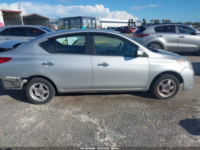 2012 Nissan Versa 1.6 Sv მანქანა იყიდება აუქციონზე, vin: 3N1CN7AP9CL881374, აუქციონის ნომერი: 46049298