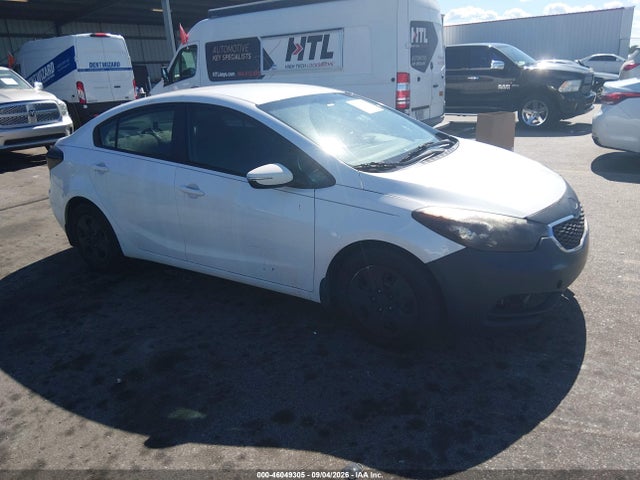 Продаж на аукціоні авто 2015 Kia Forte Lx, vin: KNAFX4A61F5393824, номер лоту: 46049305