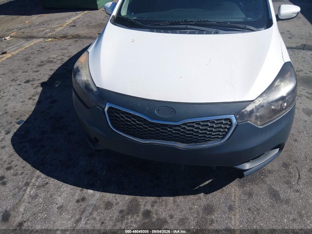 Продажа на аукционе авто 2015 Kia Forte Lx, vin: KNAFX4A61F5393824, номер лота: 46049305