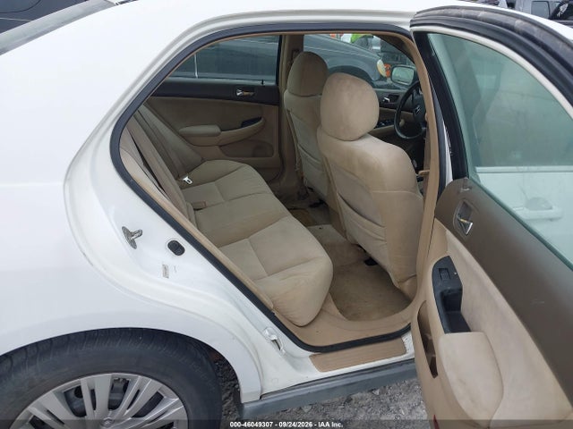 46049307 :رقم المزاد ، 1HGCM56455A168048 vin ، 2005 Honda Accord 2.4 Lx مزاد بيع