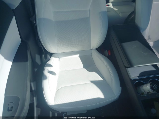 7SAYGDED1TF433594 Tesla Model Y Premium Rear-wheel Drive/rear-wheel Drive