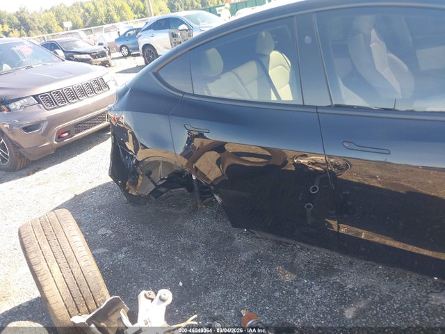 7SAYGDED1TF433594 Tesla Model Y Premium Rear-wheel Drive/rear-wheel Drive