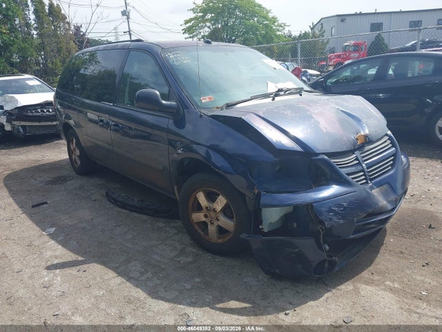 Продаж на аукціоні авто 2005 Dodge Grand Caravan Sxt, vin: 2D4GP44L35R380540, номер лоту: 46049382