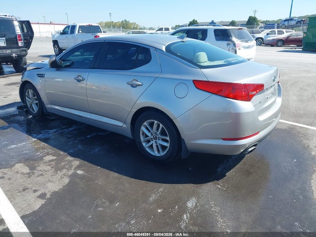 2011 Kia Optima Lx მანქანა იყიდება აუქციონზე, vin: KNAGM4A73B5109870, აუქციონის ნომერი: 46049391