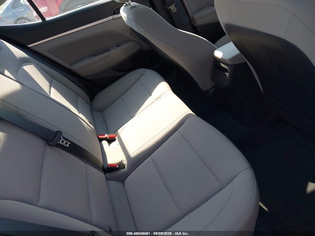 2020 Hyundai Elantra Value Edition მანქანა იყიდება აუქციონზე, vin: 5NPD84LF2LH617280, აუქციონის ნომერი: 46049461