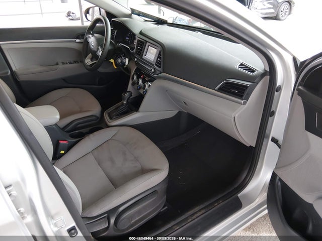 2019 Hyundai Elantra Se მანქანა იყიდება აუქციონზე, vin: KMHD74LF9KU792676, აუქციონის ნომერი: 46049464