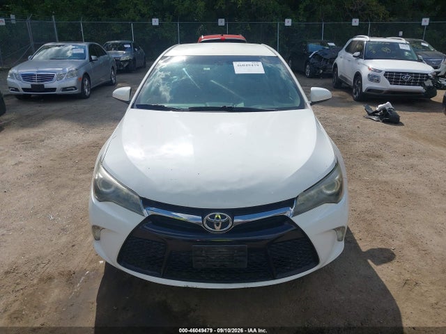 46049479 :رقم المزاد ، 4T1BF1FK1GU151112 vin ، 2016 Toyota Camry Se مزاد بيع