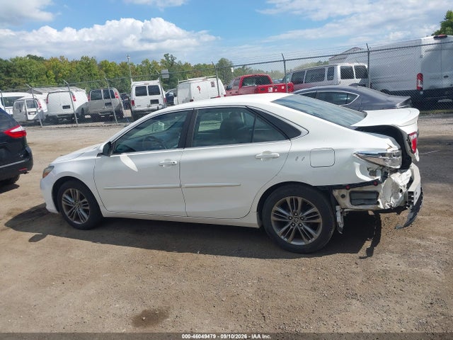 46049479 :رقم المزاد ، 4T1BF1FK1GU151112 vin ، 2016 Toyota Camry Se مزاد بيع