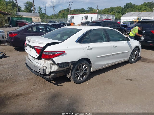 46049479 :رقم المزاد ، 4T1BF1FK1GU151112 vin ، 2016 Toyota Camry Se مزاد بيع